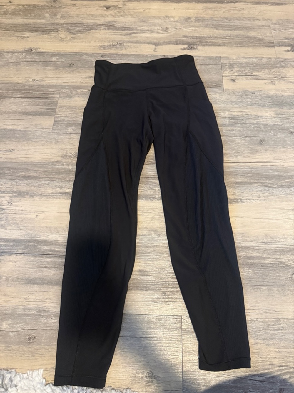 Old Navy Black High-Rise Leggings with Subtle Paneling